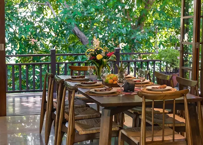 Private @ The Hi-end Villa *