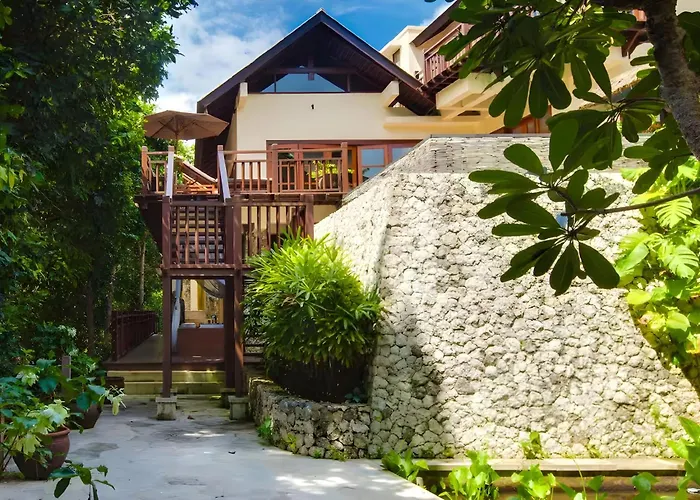 Private @ The Hi-end Villa